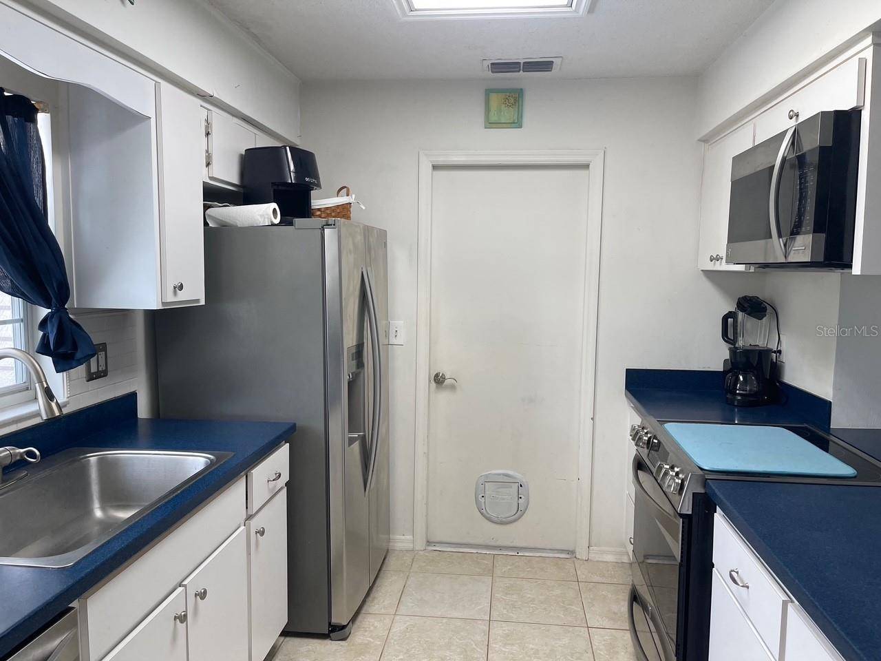Edgewater, FL 32132,305 PARADISE LN