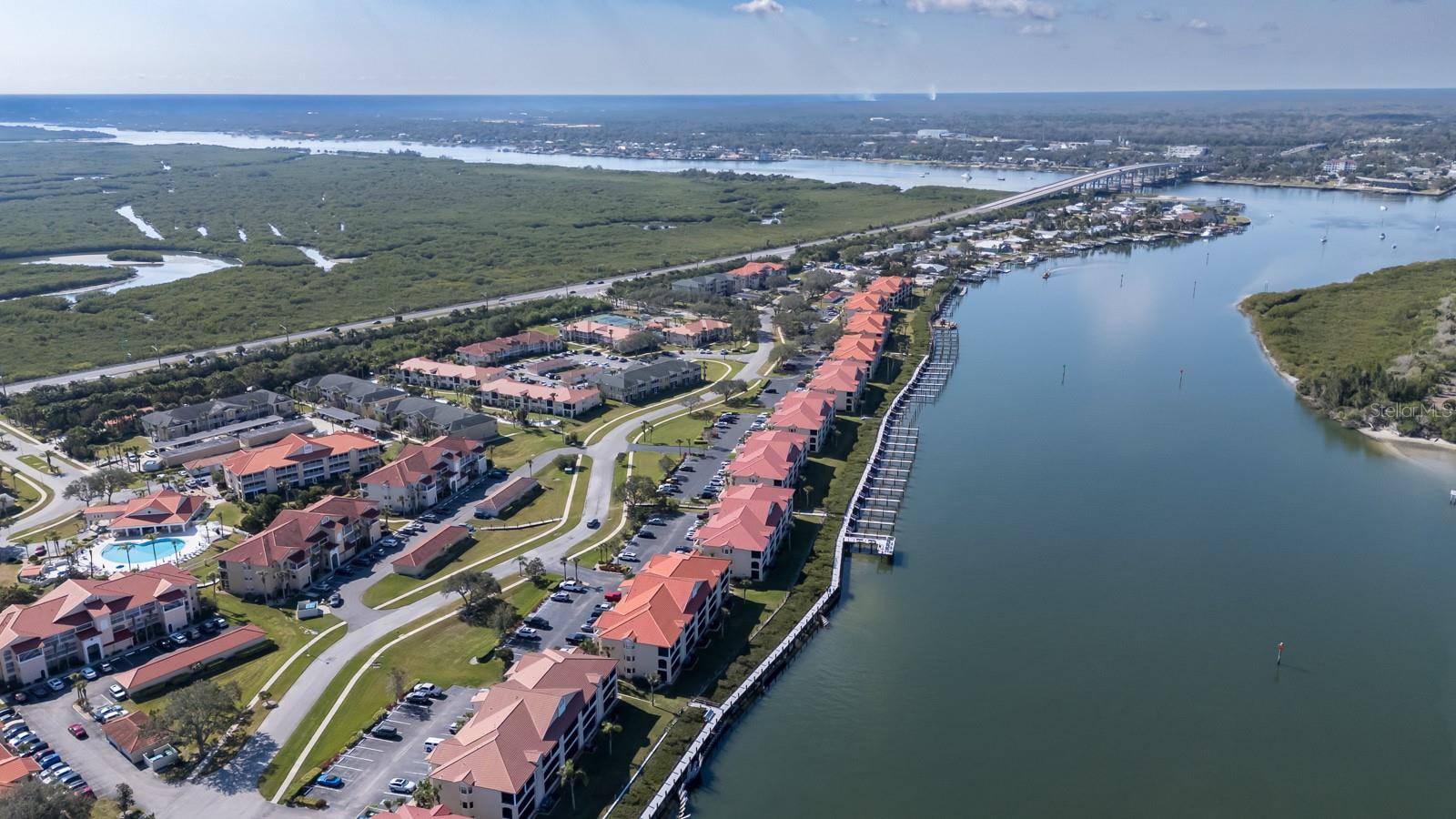 New Smyrna Beach, FL 32169,402 BOUCHELLE DR #205
