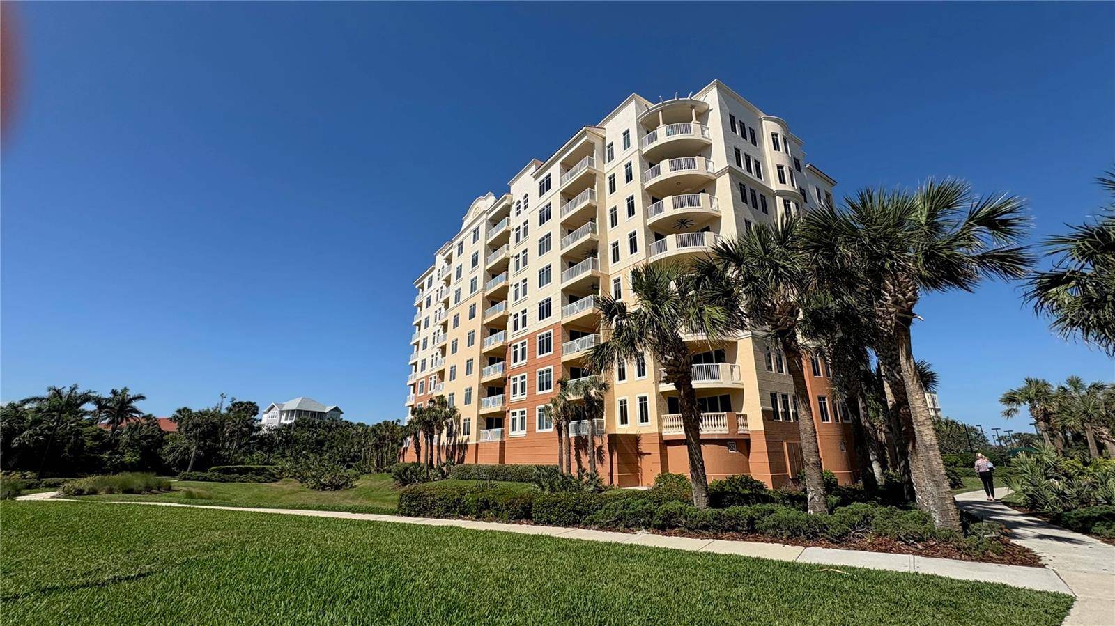 New Smyrna Beach, FL 32169,250 MINORCA BEACH WAY #206
