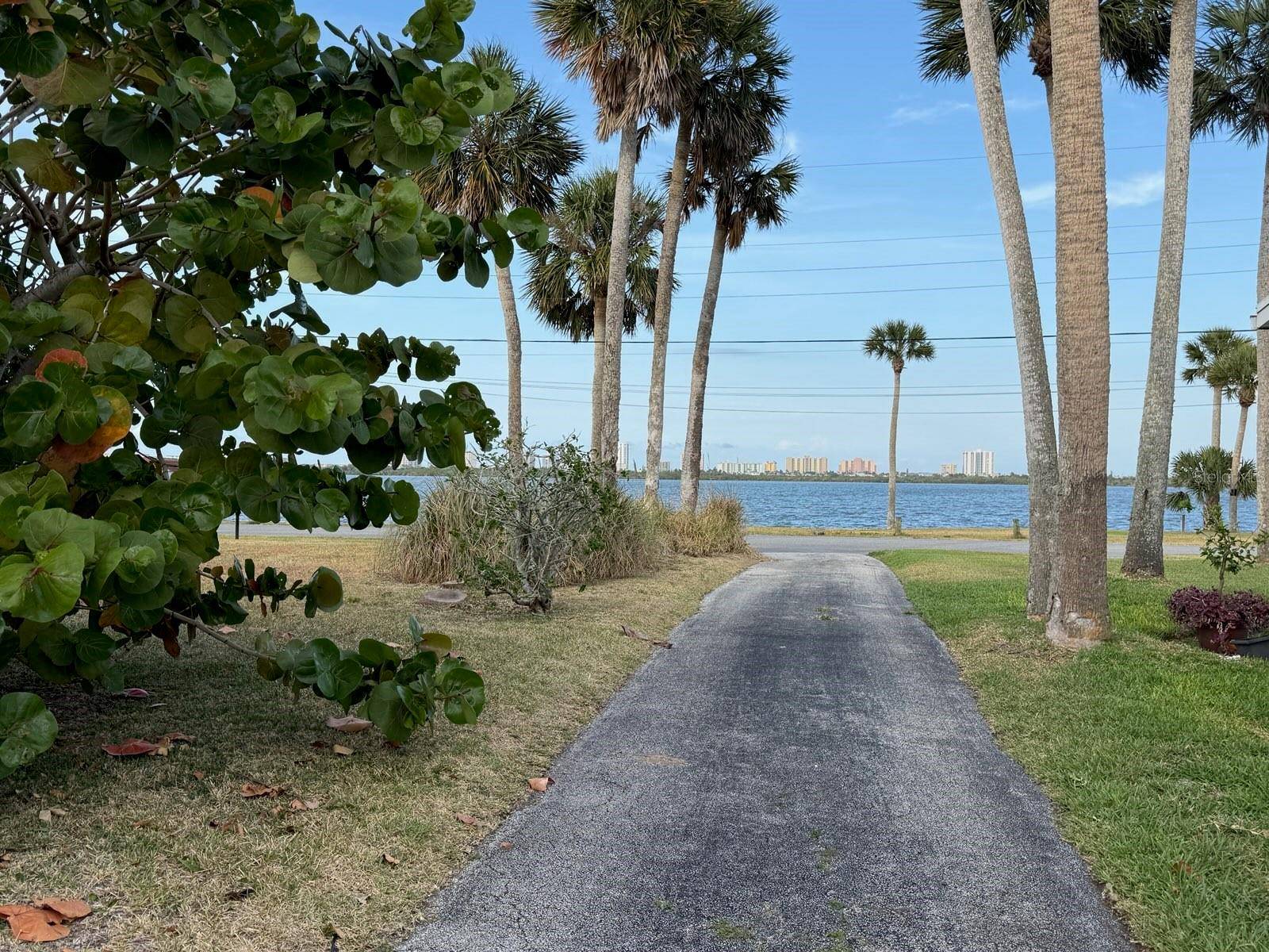 Port Orange, FL 32127,5018 RIVERSIDE DR