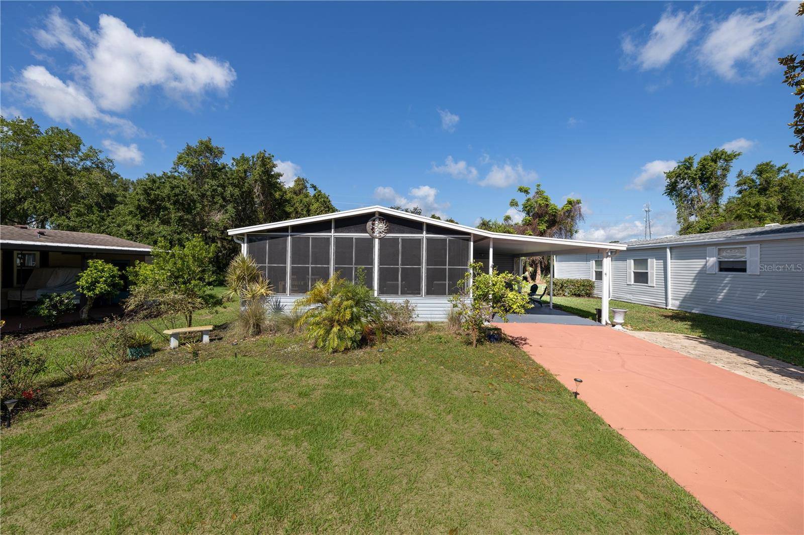 Edgewater, FL 32141,208 SCHOONER LN