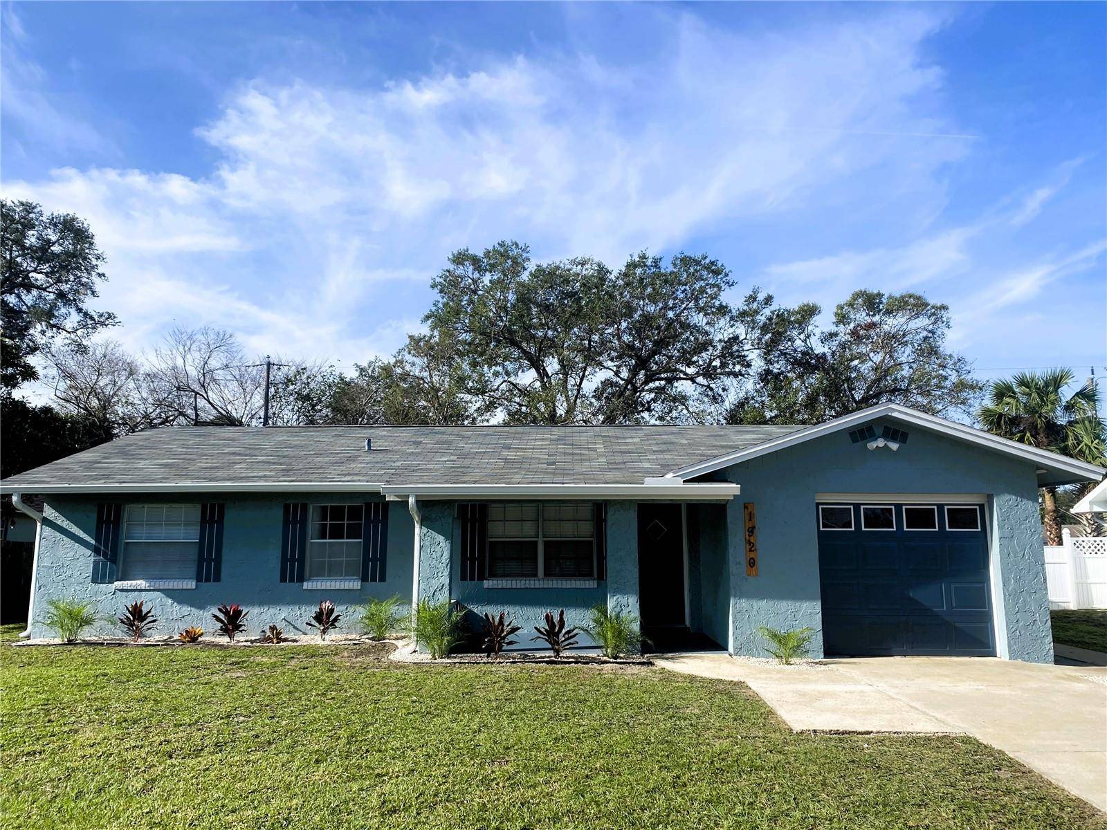 Edgewater, FL 32141,1920 TRAVELERS PALM DR