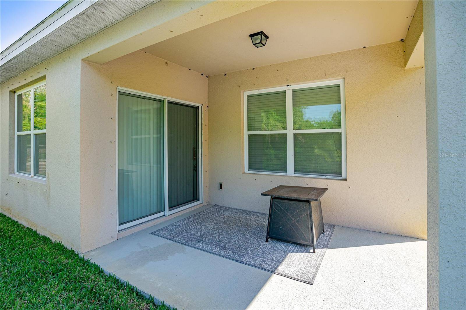Edgewater, FL 32141,518 SAFE HARBOR DR