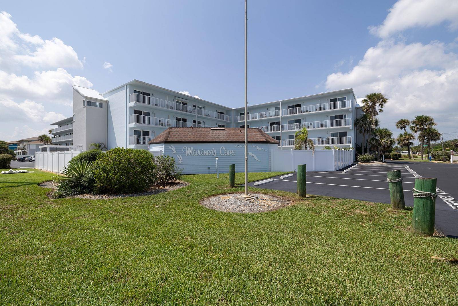 New Smyrna Beach, FL 32169,3700 S ATLANTIC AVE #108