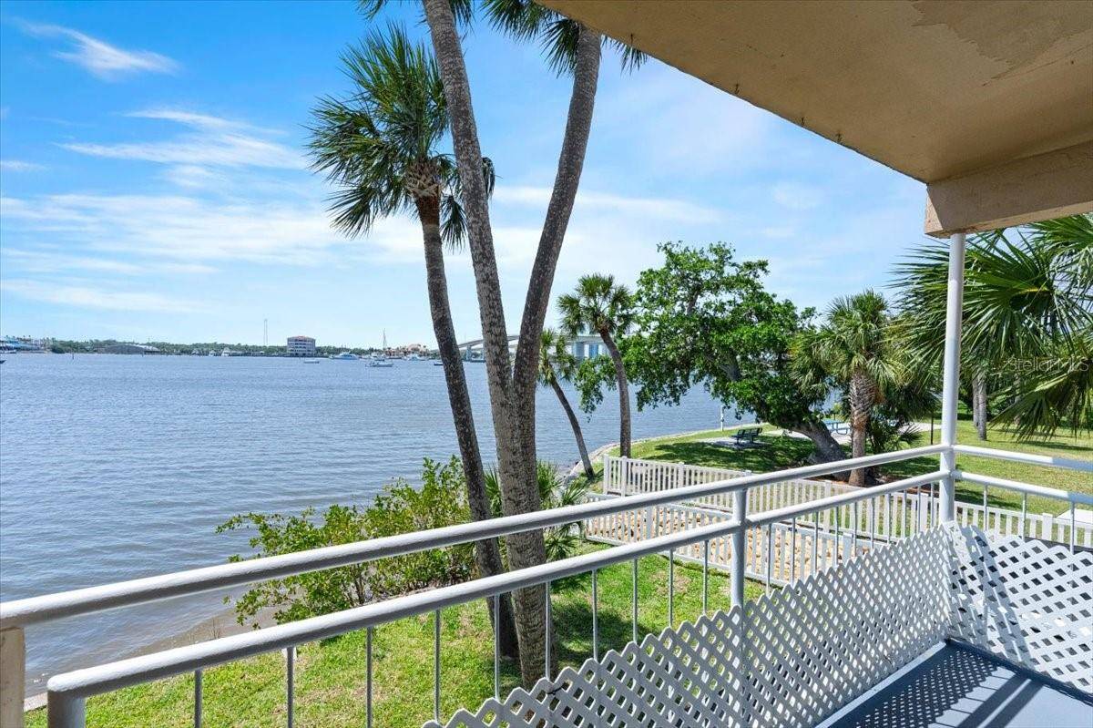 Daytona Beach, FL 32118,411 N HALIFAX AVE #212