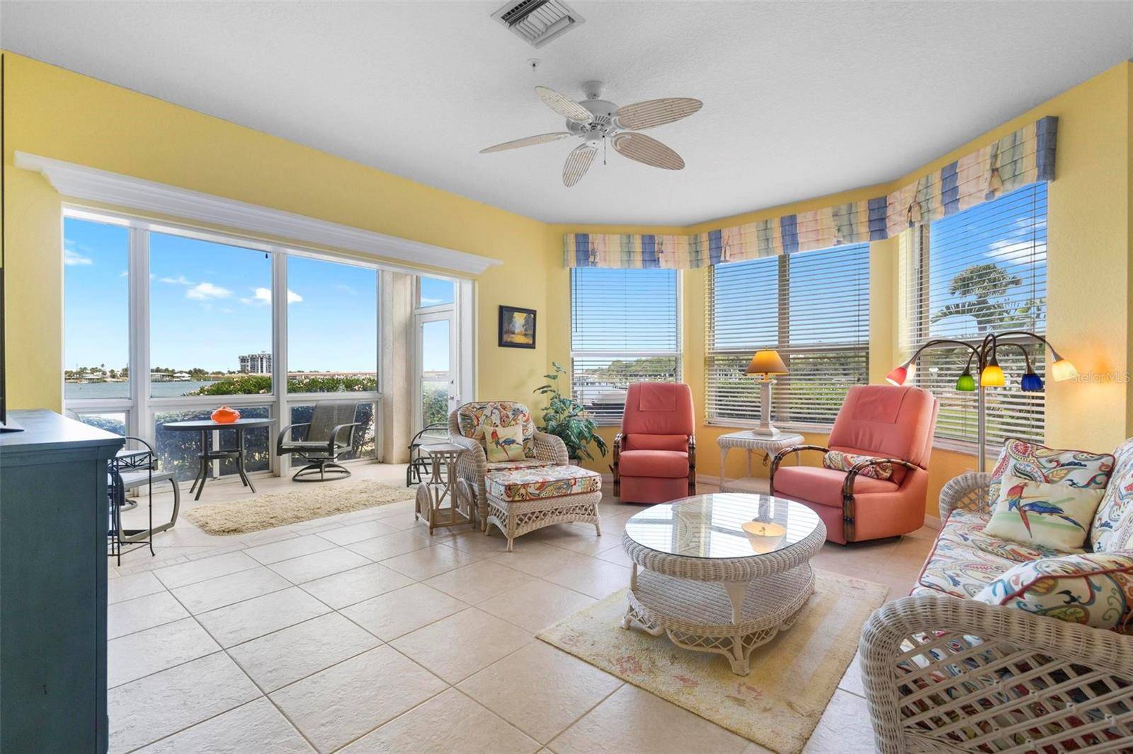 New Smyrna Beach, FL 32169,438 BOUCHELLE DR #105