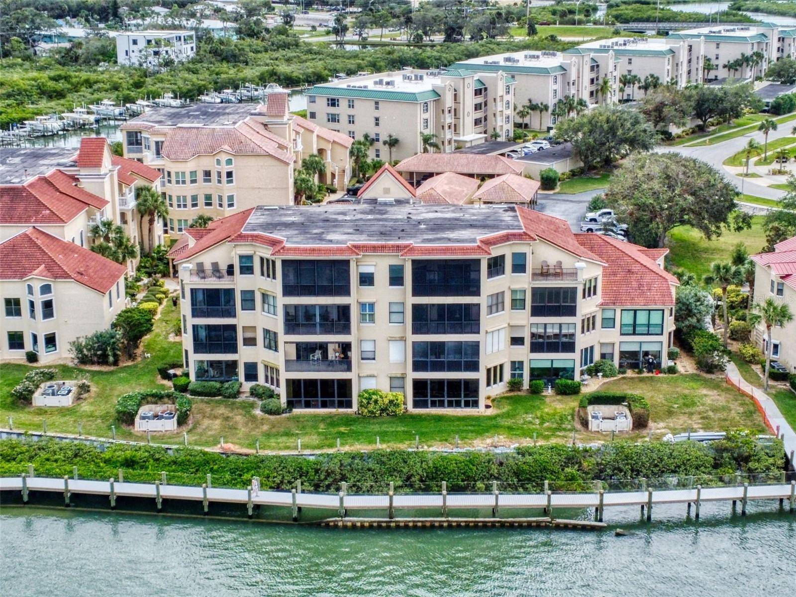 New Smyrna Beach, FL 32169,438 BOUCHELLE DR #105