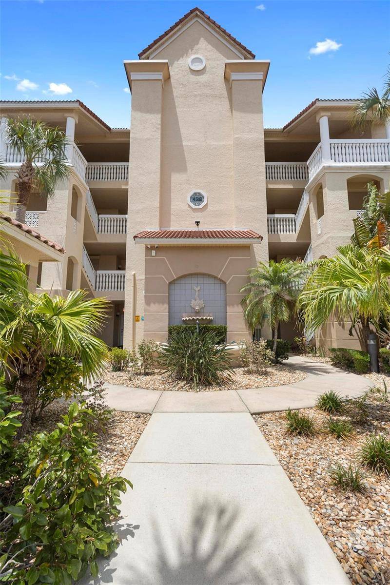 New Smyrna Beach, FL 32169,438 BOUCHELLE DR #105