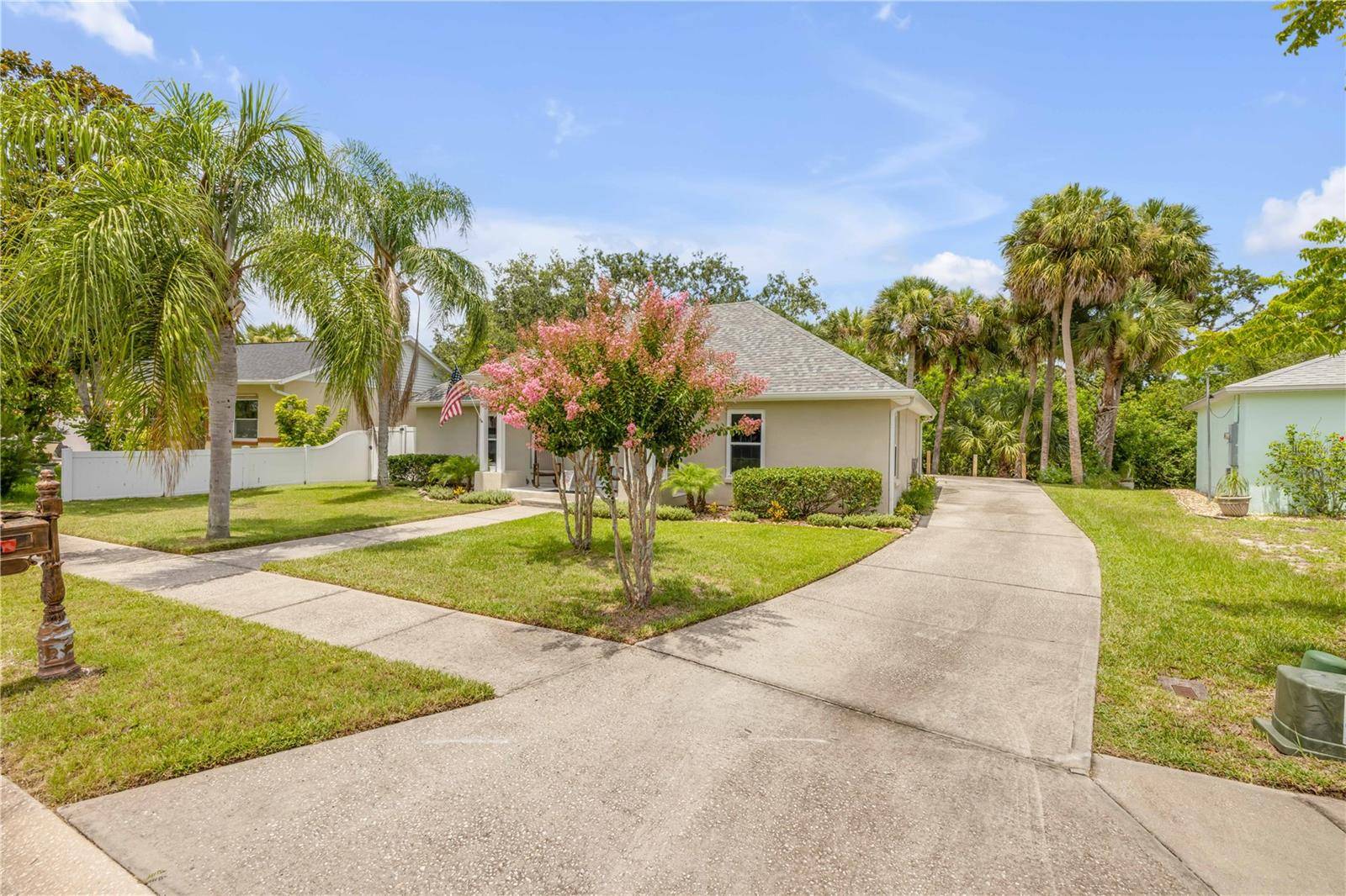New Smyrna Beach, FL 32168,527 OLD MINORCAN TRL