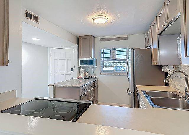 New Smyrna Beach, FL 32169,4155 S ATLANTIC AVE #111