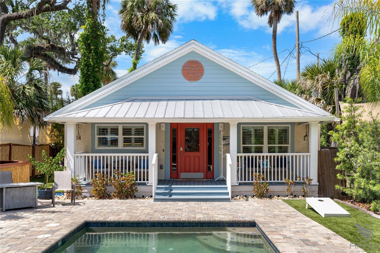 New Smyrna Beach, FL 32168,303 LIVE OAK