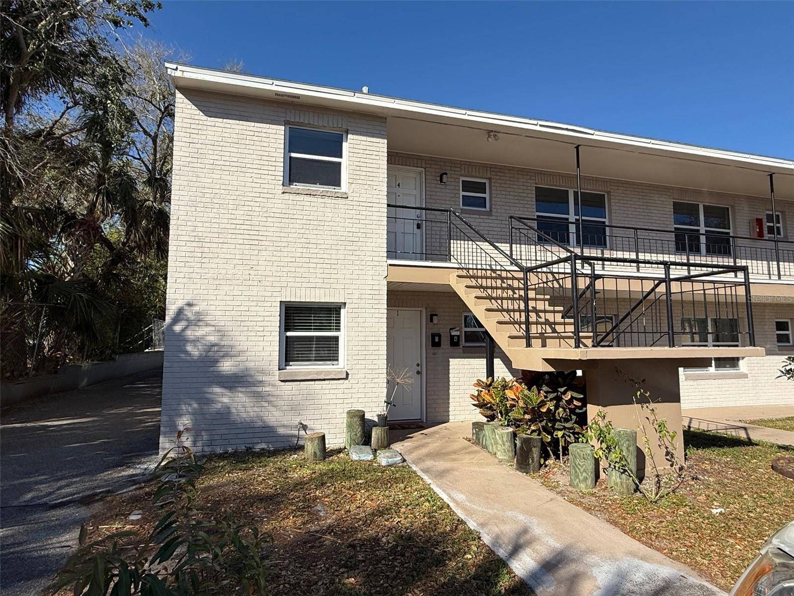 Port Orange, FL 32129,805 LOUISVILLE ST #2