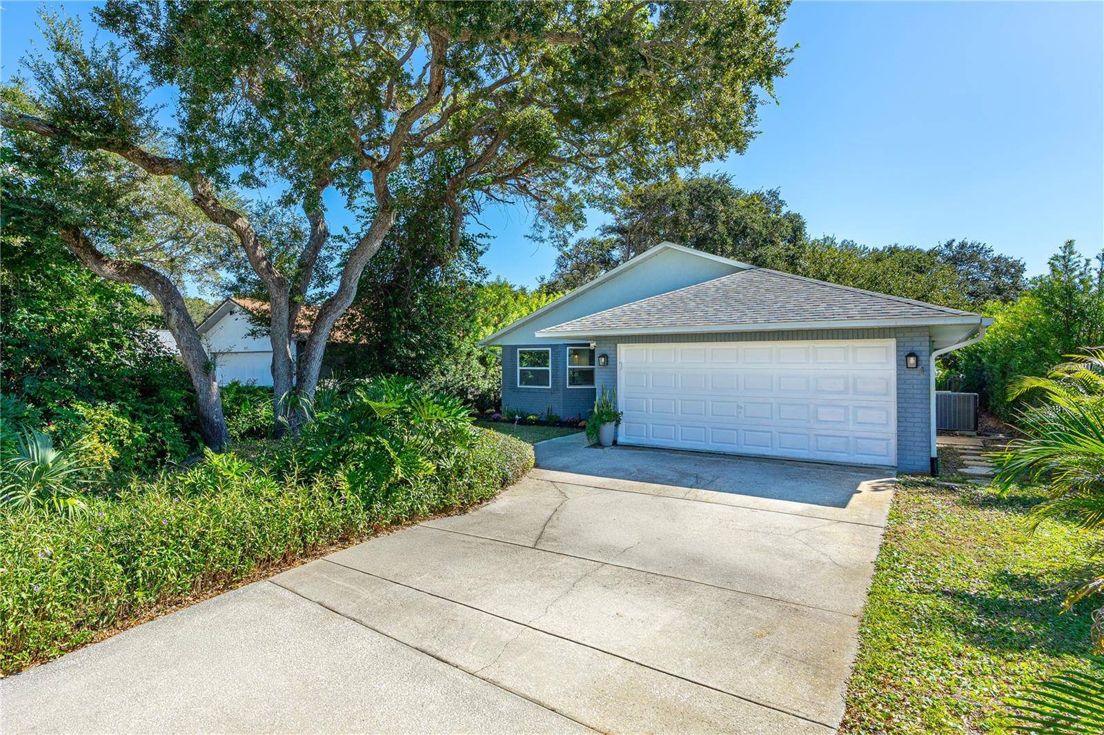 New Smyrna Beach, FL 32169,799 E 22ND AVE