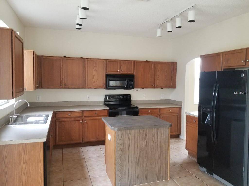 Oviedo, FL 32765,676 CARRIGAN WOODS TRL