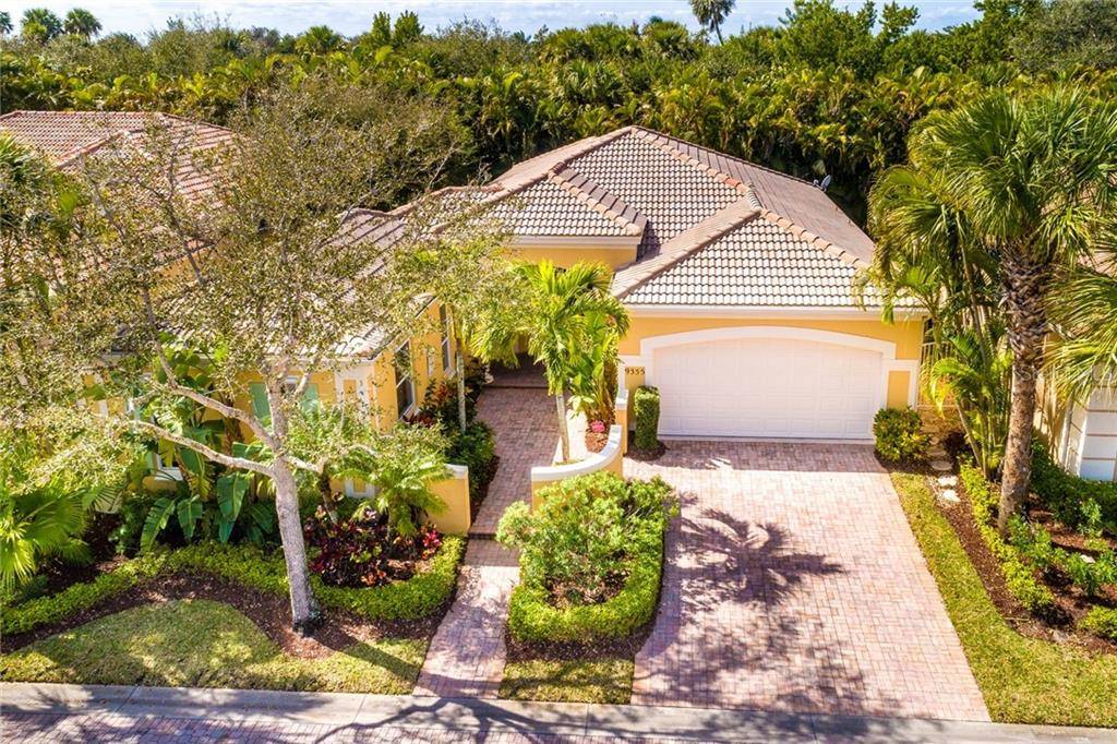 Vero Beach, FL 32963,9355 W MAIDEN CT