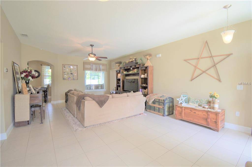 Chuluota, FL 32766,385 SKYVIEW PL