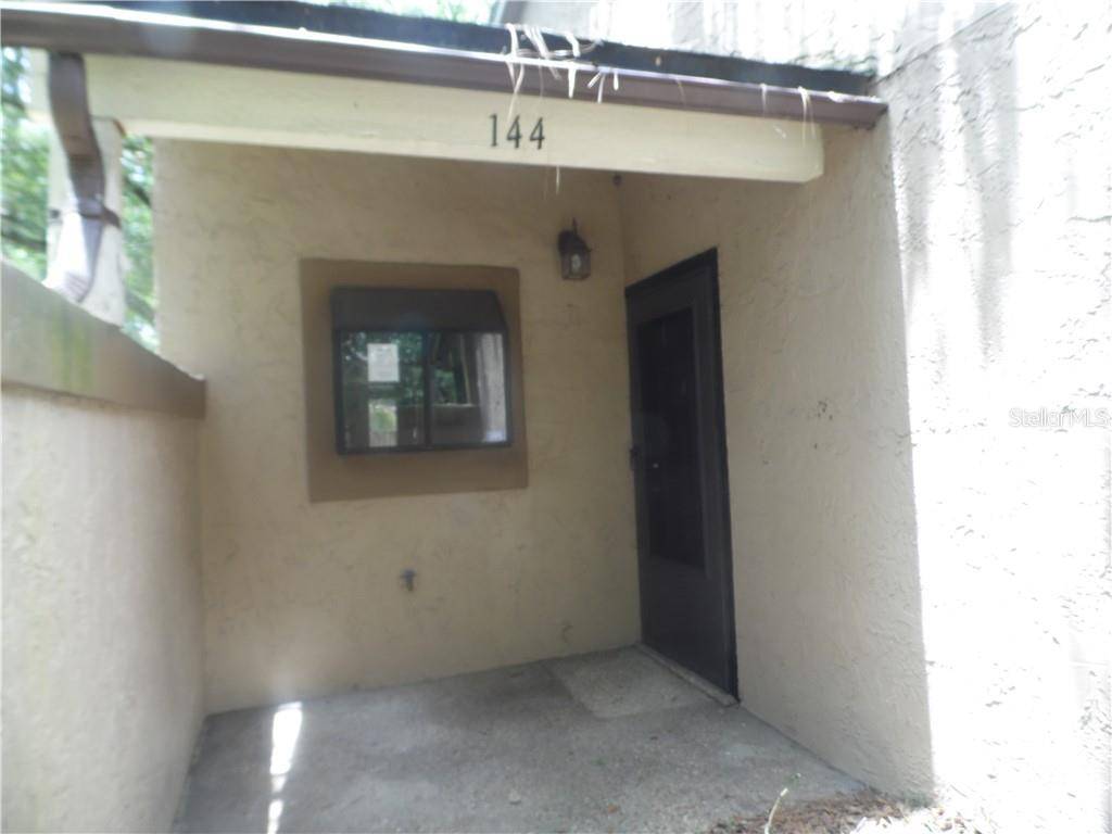 Altamonte Springs, FL 32714,940 DOUGLAS AVE #144