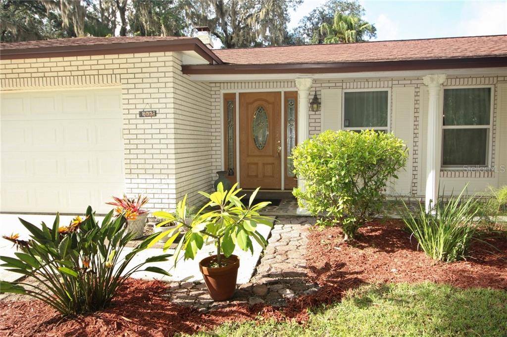 Oviedo, FL 32765,402 VALENCIA CIR