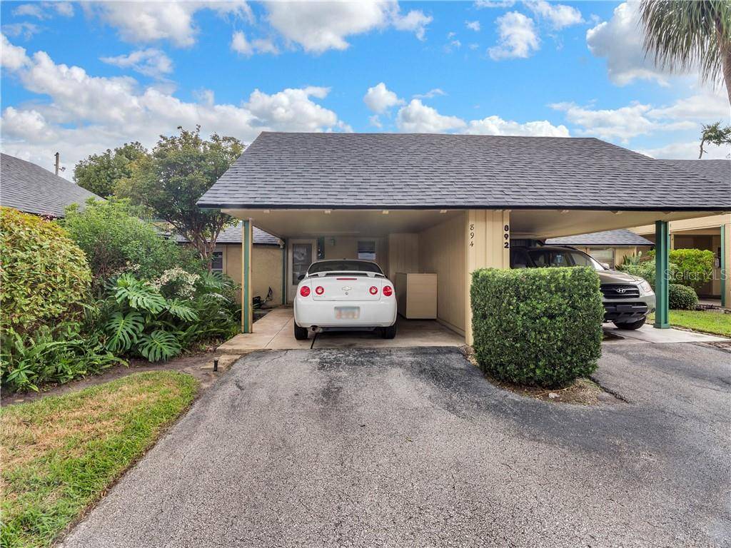 Altamonte Springs, FL 32701,894 JONATHAN WAY