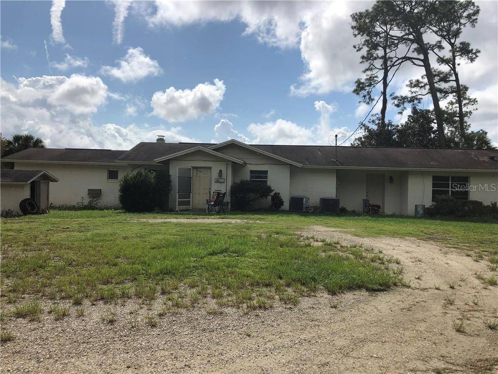 Geneva, FL 32732,470 BRIAR PATCH LN