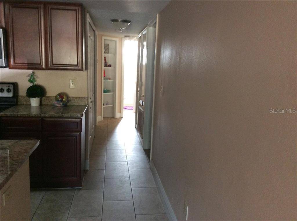 Kissimmee, FL 34746,5014 LAGUNA BAY CIR #111