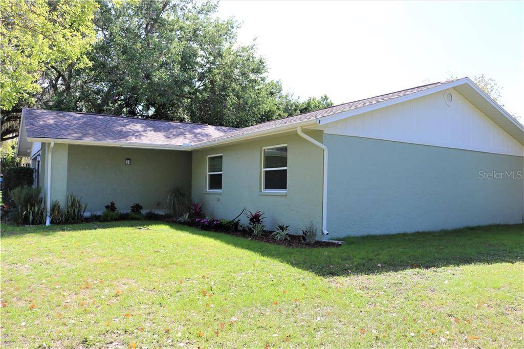 Lakeland, FL 33813,1113 SHADOW WOOD CT