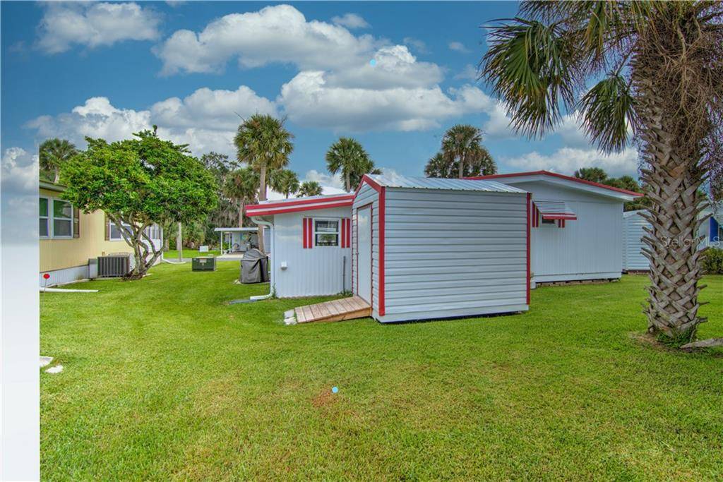 Eustis, FL 32726,51A BYWOODS DR