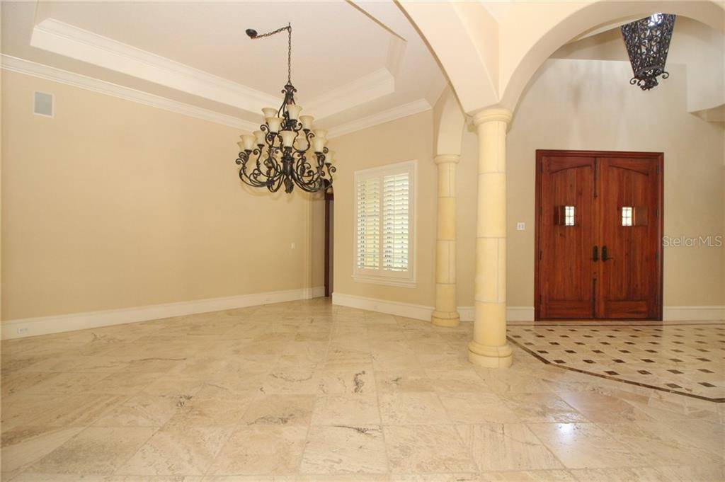 Windermere, FL 34786,9316 ISLEWORTH GARDENS DR