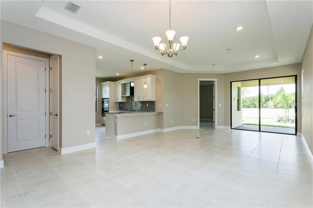 Lakewood Ranch, FL 34211,5106 BARNETT CIR