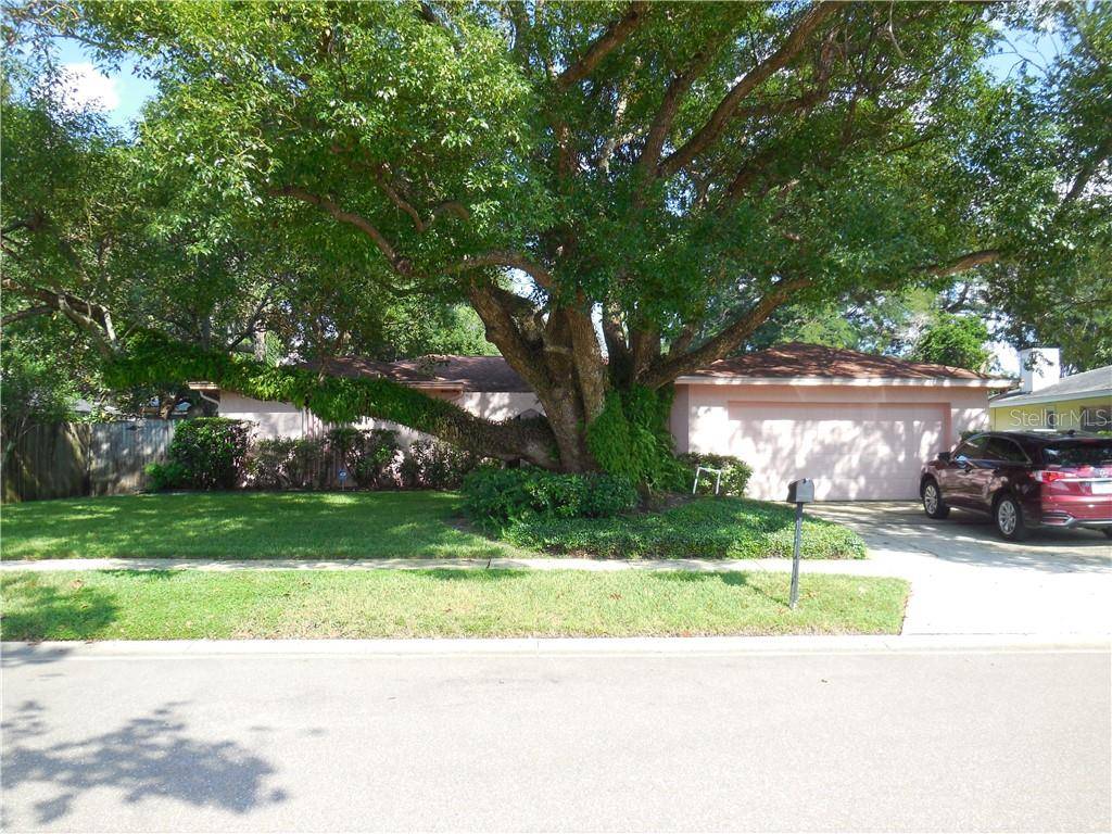 Altamonte Springs, FL 32714,521 APPLEWOOD AVE