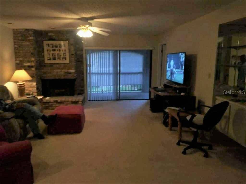 Altamonte Springs, FL 32714,1055 KENSINGTON PARK DR #403