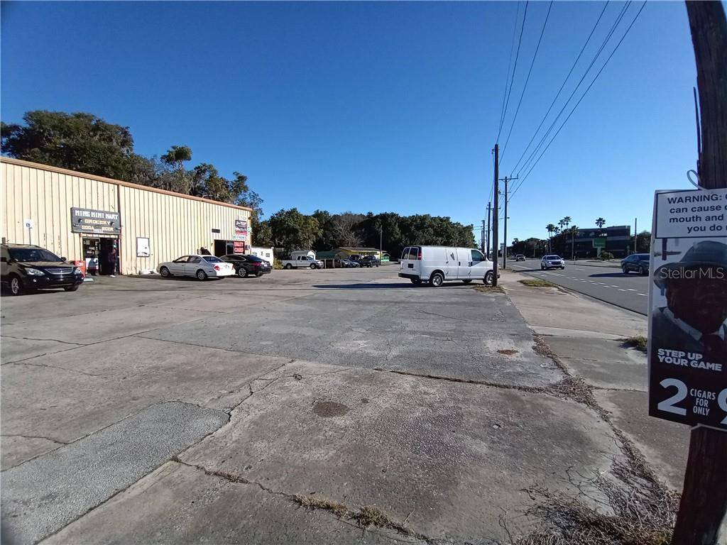 Mims, FL 32754,2399 US HIGHWAY 1 #102