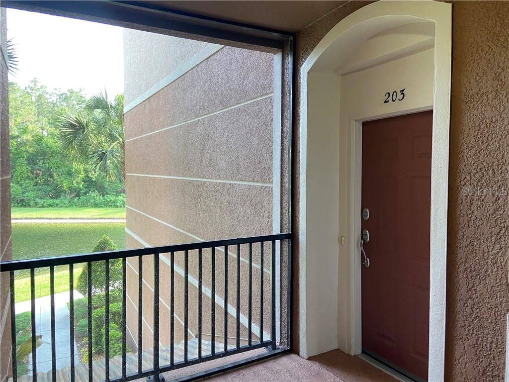 Davenport, FL 33896,8302 PORTOFINO DR #203