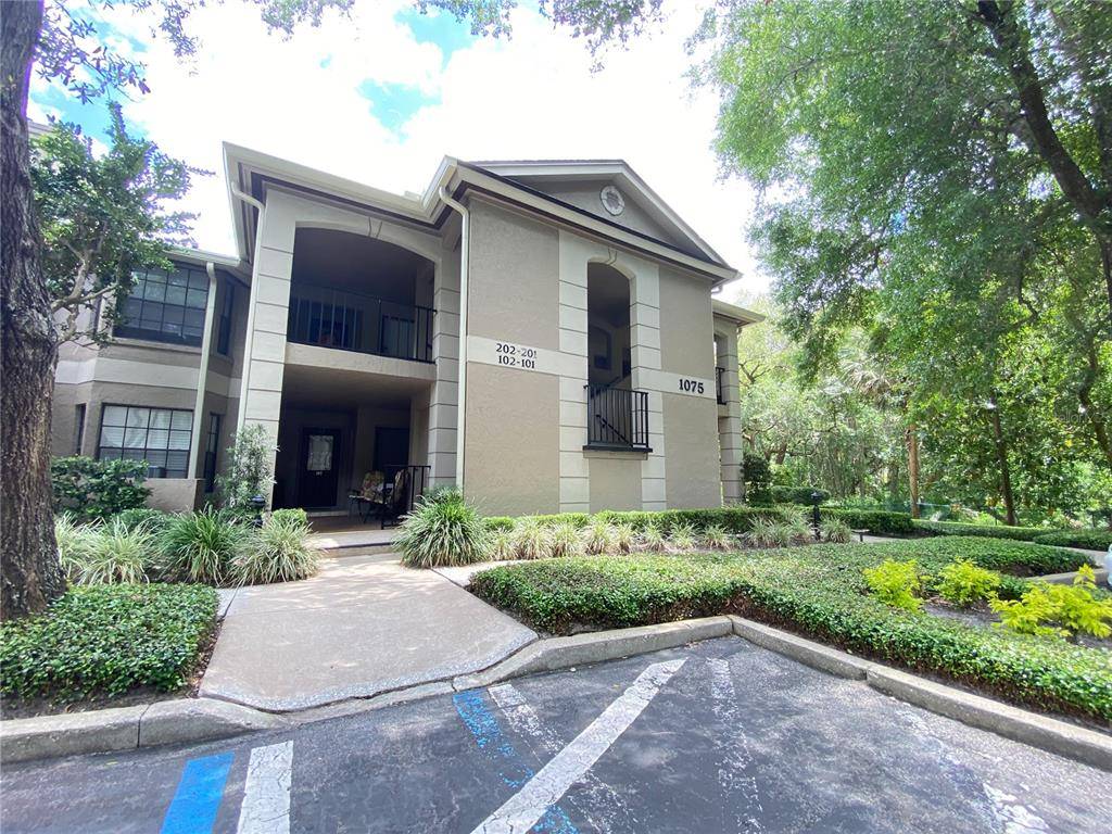 Altamonte Springs, FL 32714,1075 KENSINGTON PARK DR #202