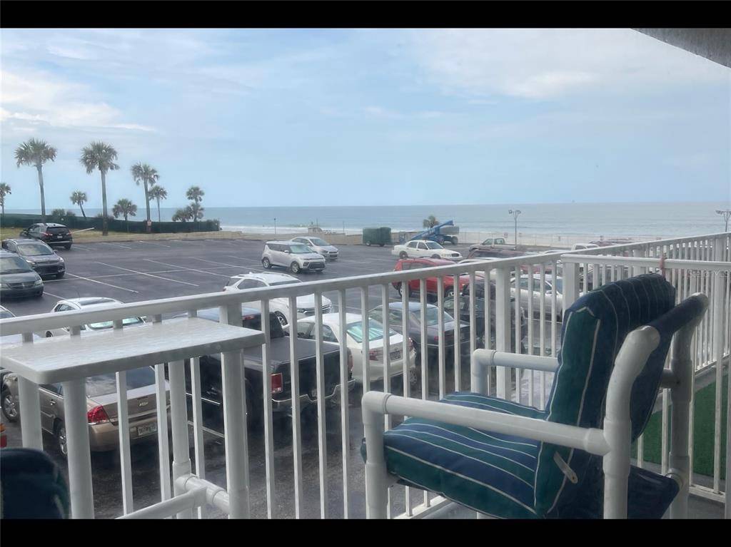 Daytona Beach Shores, FL 32118,2043 S ATLANTIC AVE #206