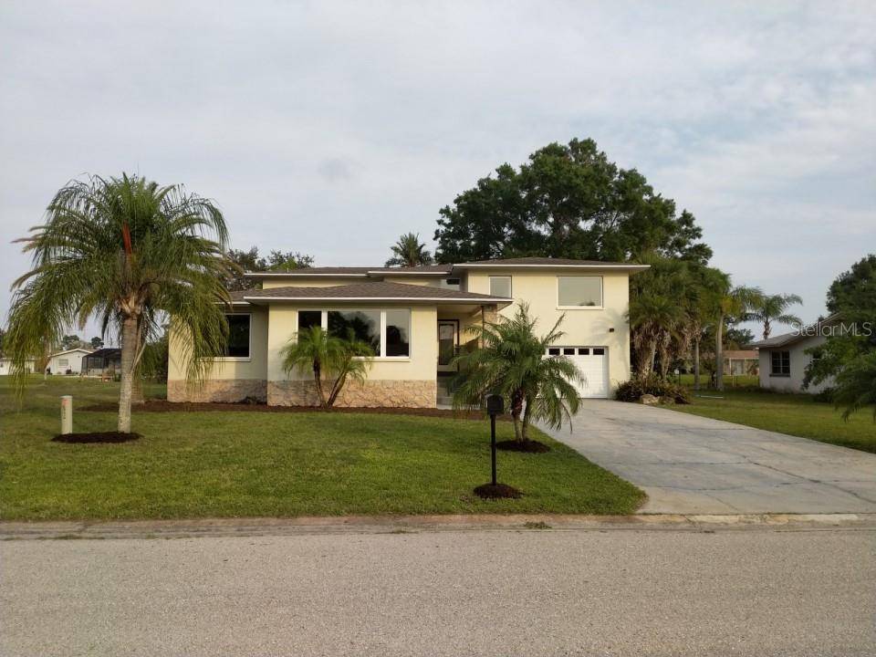 Rotonda West, FL 33947,113 CADDY RD