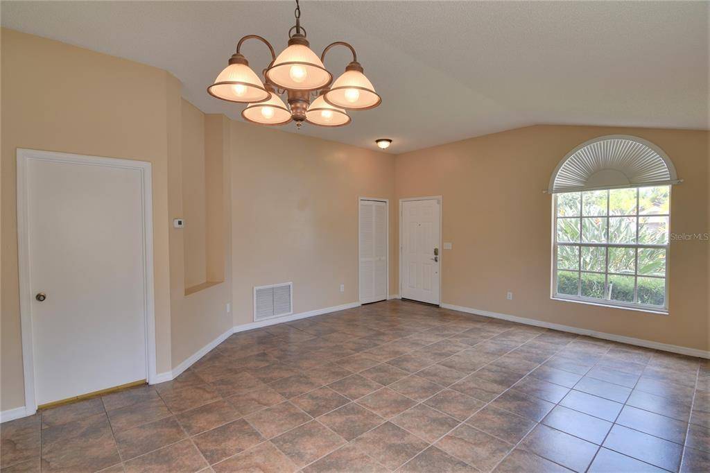 Oviedo, FL 32766,2041 CROSSCREEK CT