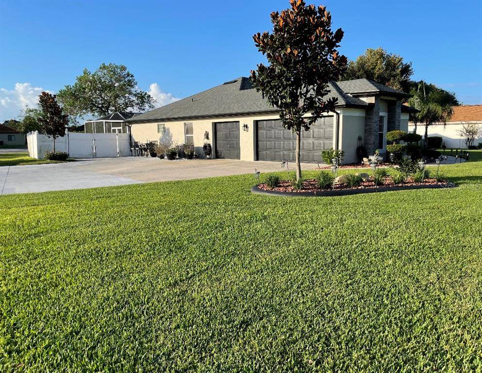 Tavares, FL 32778,336 LAKECREST DR