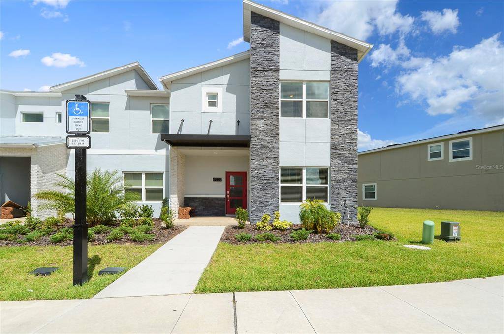 Davenport, FL 33896,8939 CABOT CLIFFS DR