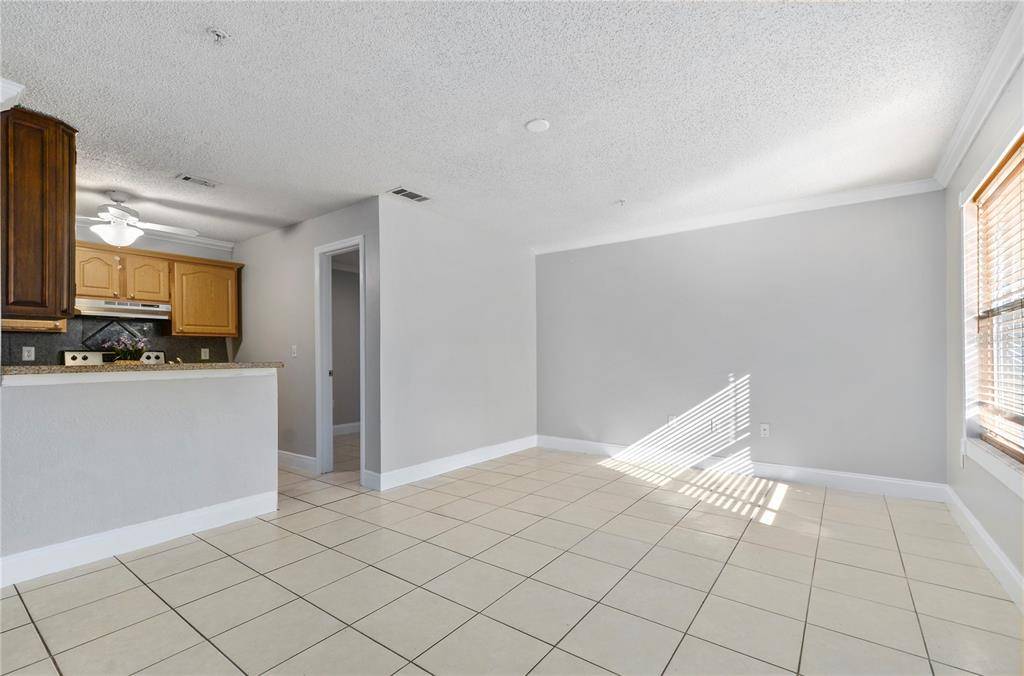 Altamonte Springs, FL 32714,625 DORY LN #101