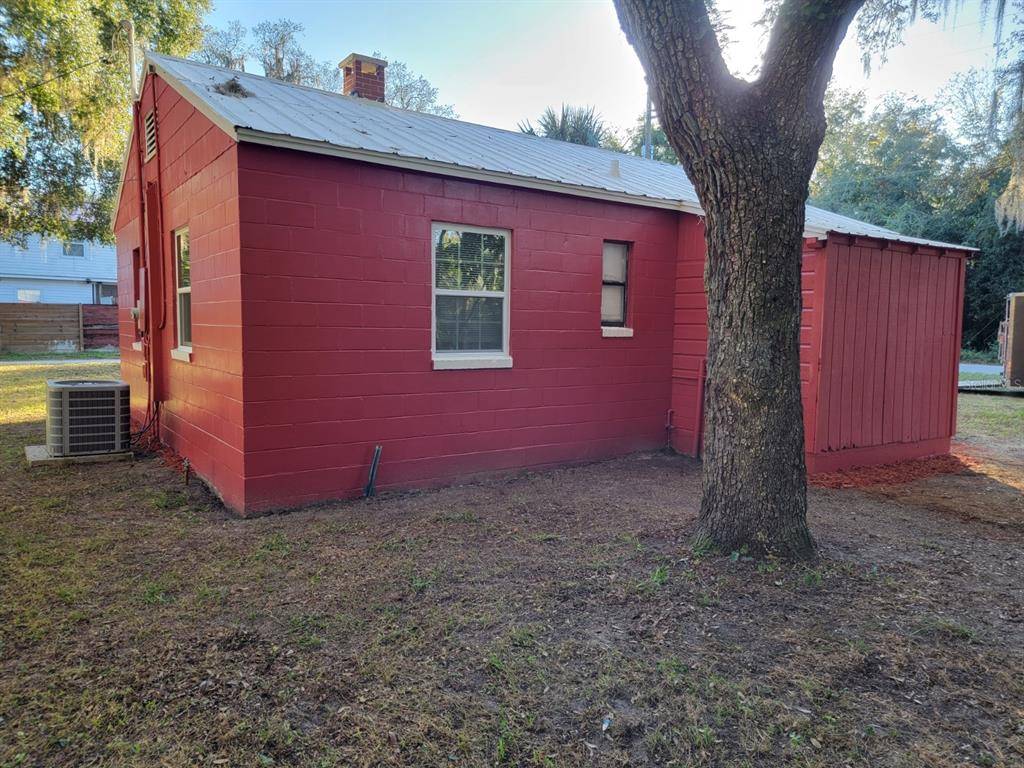 Leesburg, FL 34748,1810 HAMMOCK ST