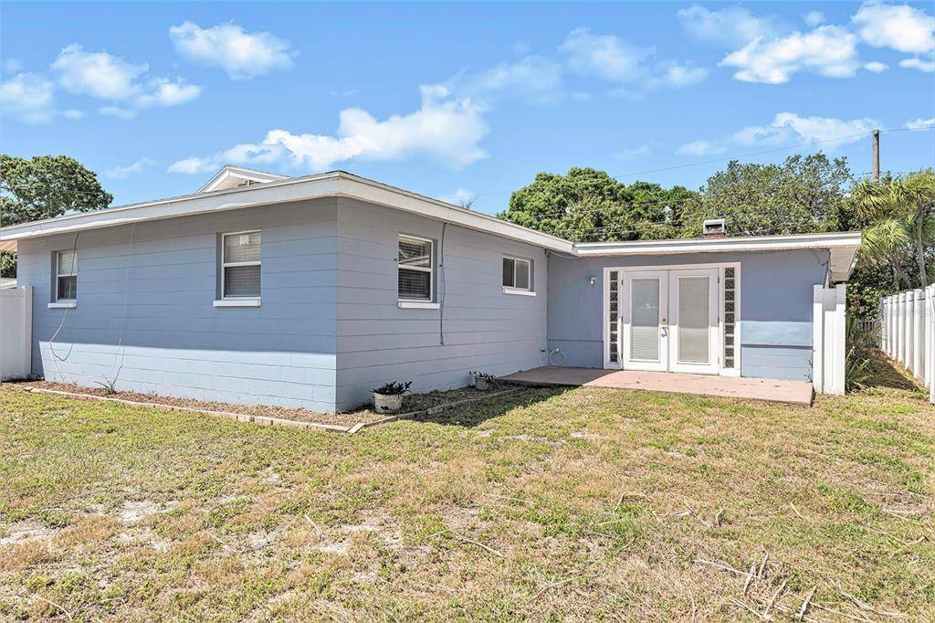 Seminole, FL 33772,11301 71ST TER