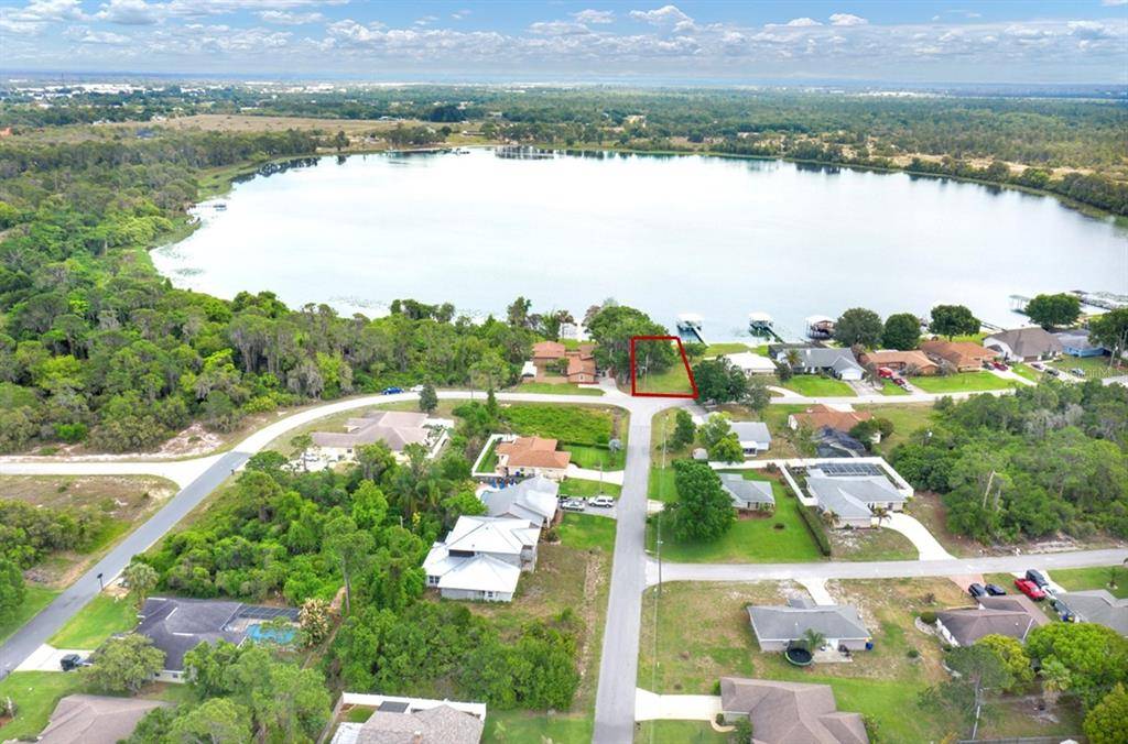 Sebring, FL 33875,5220 N HUCKLEBERRY LAKE DR