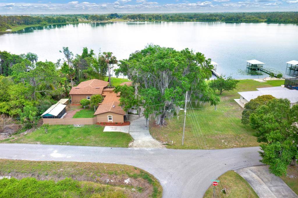 Sebring, FL 33875,5220 N HUCKLEBERRY LAKE DR