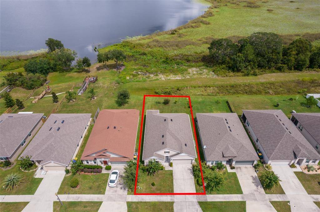 Tavares, FL 32778,1104 KELLOGG DR