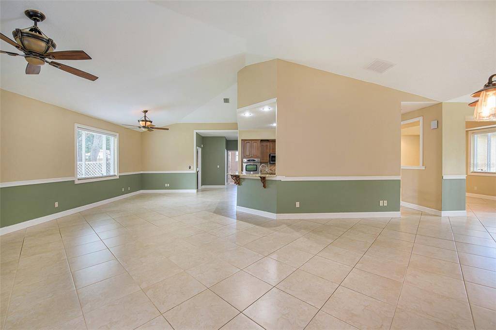 Tarpon Springs, FL 34689,534 BERKLEY AVE