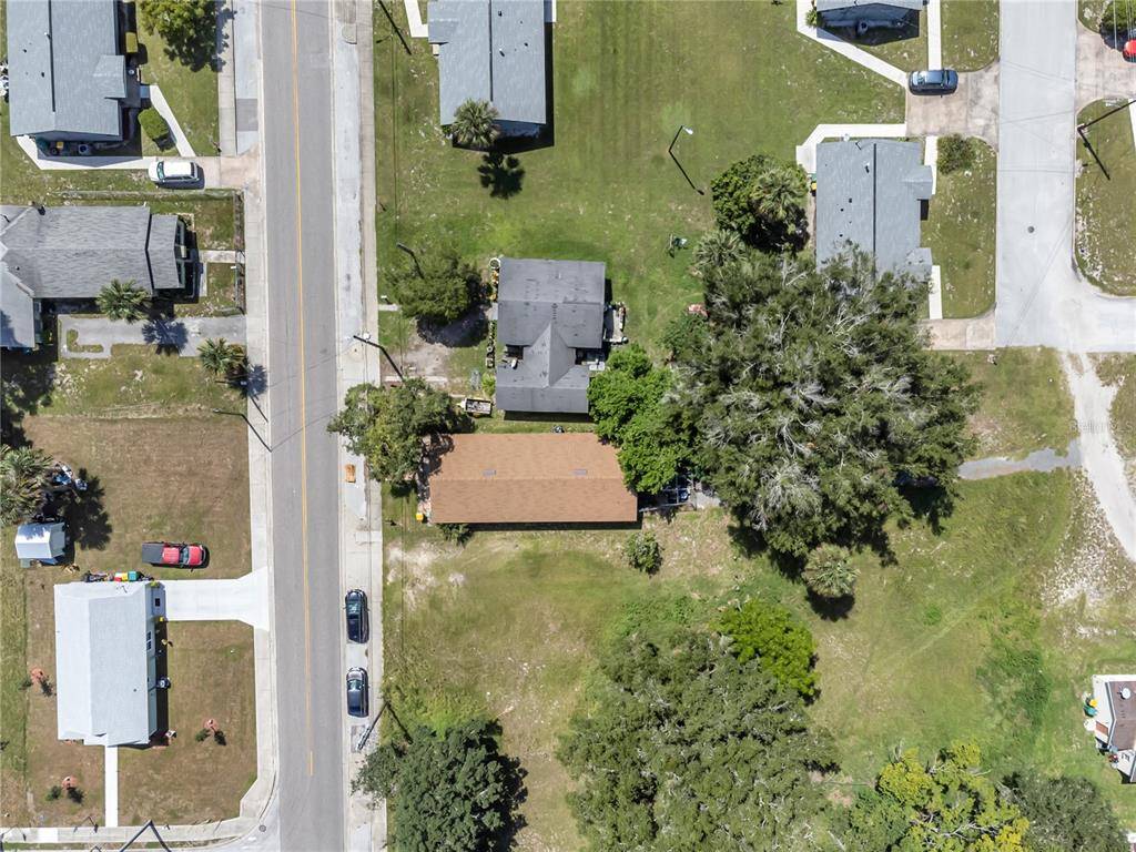 Eustis, FL 32726,1601 BATES AVE