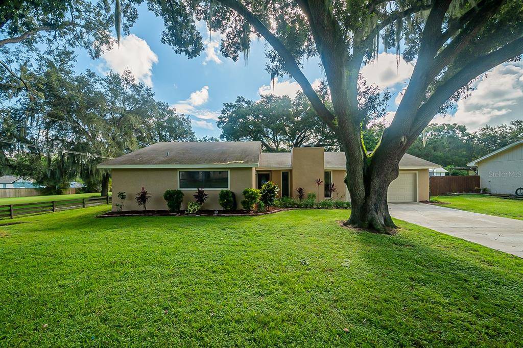 Lakeland, FL 33812,5116 DISMUKE DR