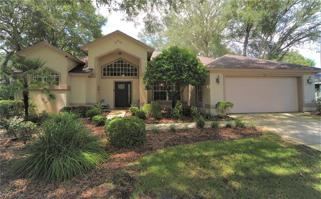 Apopka, FL 32712,916 RIDGESIDE CT