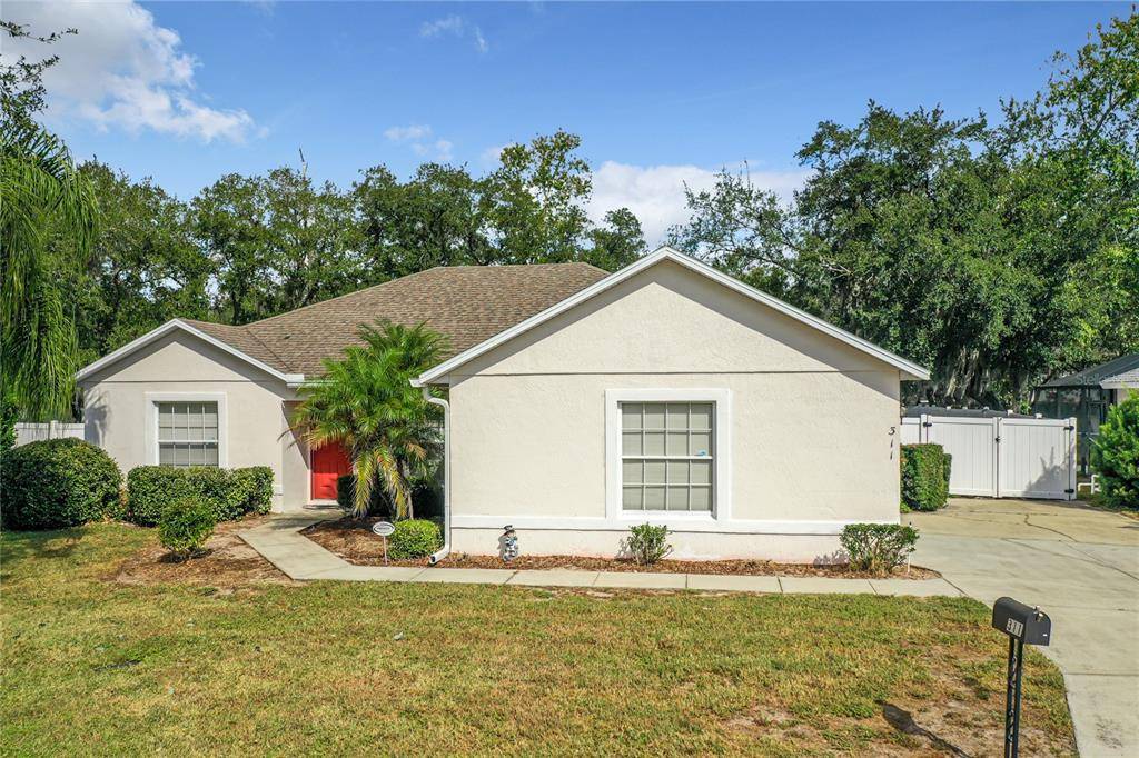 Davenport, FL 33896,311 PARADISE WOODS PL